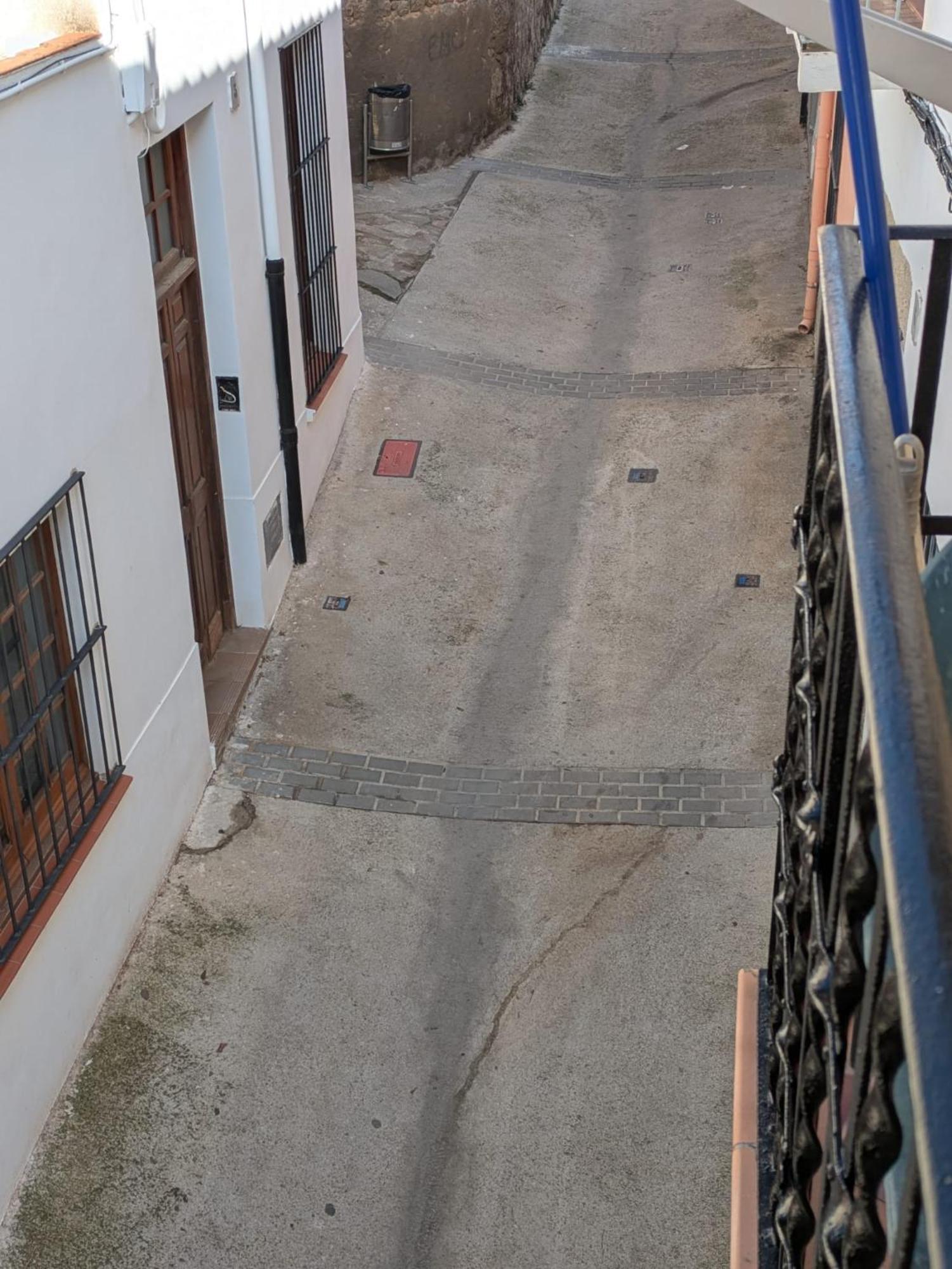 Apartamentos Mitus Canet De Mar Exteriör bild